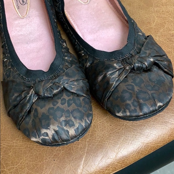 Dr. Scholls Memory Fit Flats - Picture 2 of 6